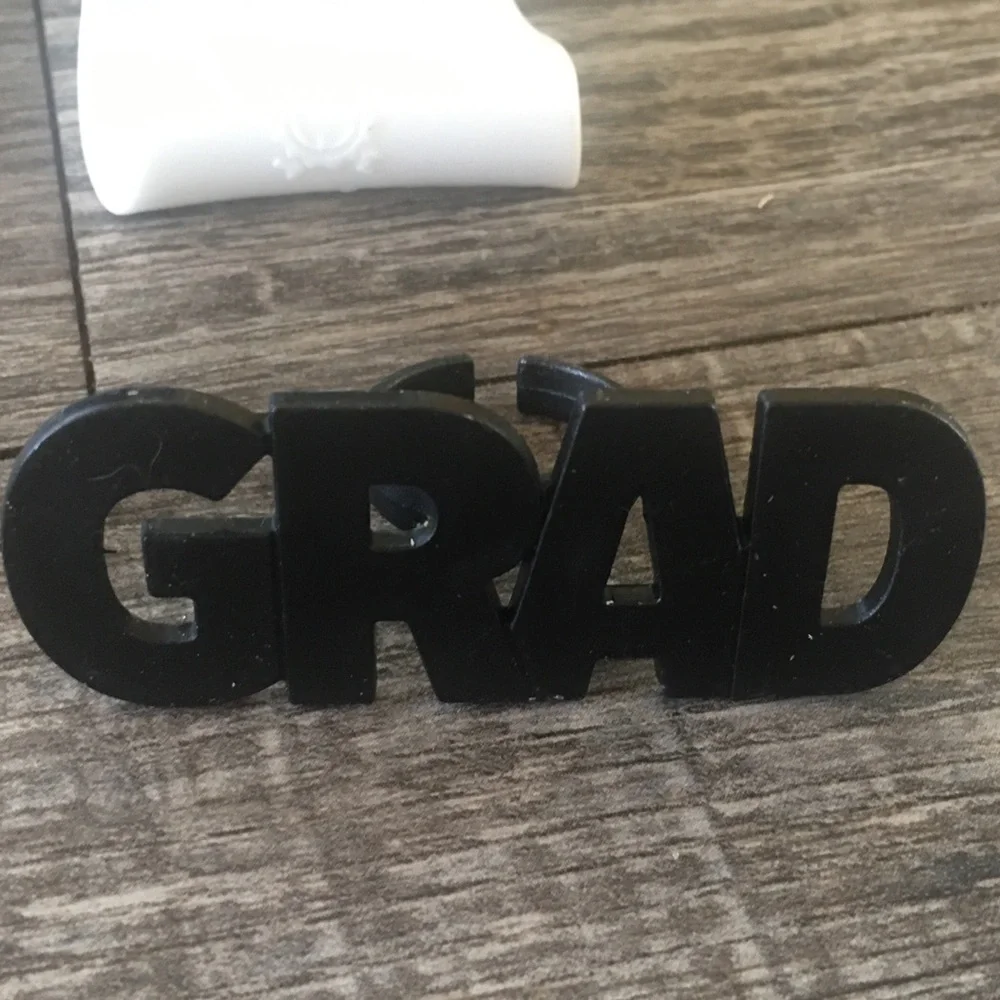 🎁FREE with purchase NEW Graduation cake topper ring cupcakes diploma cap gown